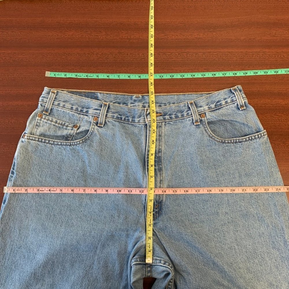 Vintage Men's 560 Levi's High Rise Mom Jeans - Picture 2 of 9